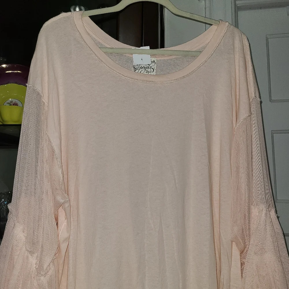 Free People Women's Still Got It Tee in Pink Flowy Girly Cottagecore Top Medium - Picture 8 of 9